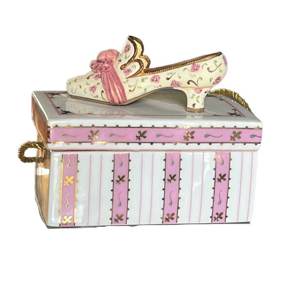 Ardleigh Elliott Music Box 2000 Century Of Shoes 1910 Ballroom Baroness Premier - Picture 1 of 8